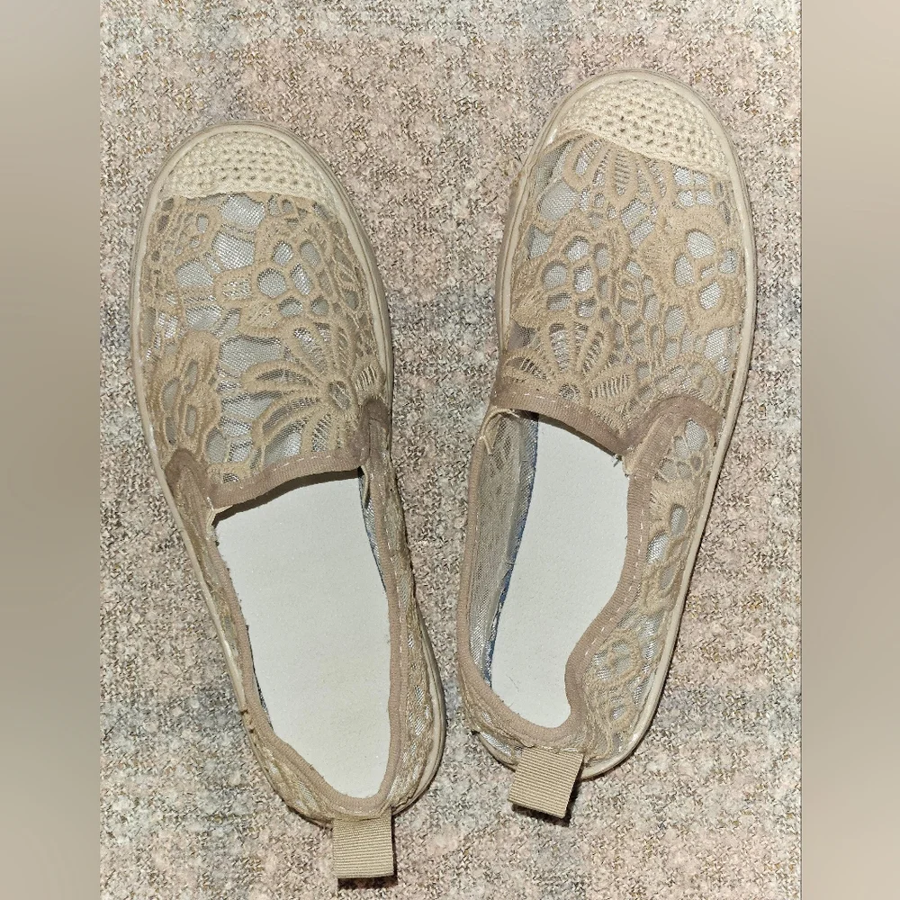 💵3/$20 Bundle 3 Specially MarkPretty Lace Apricot Slip on  Flat Sneaker SZ 7.5 - Picture 8 of 10